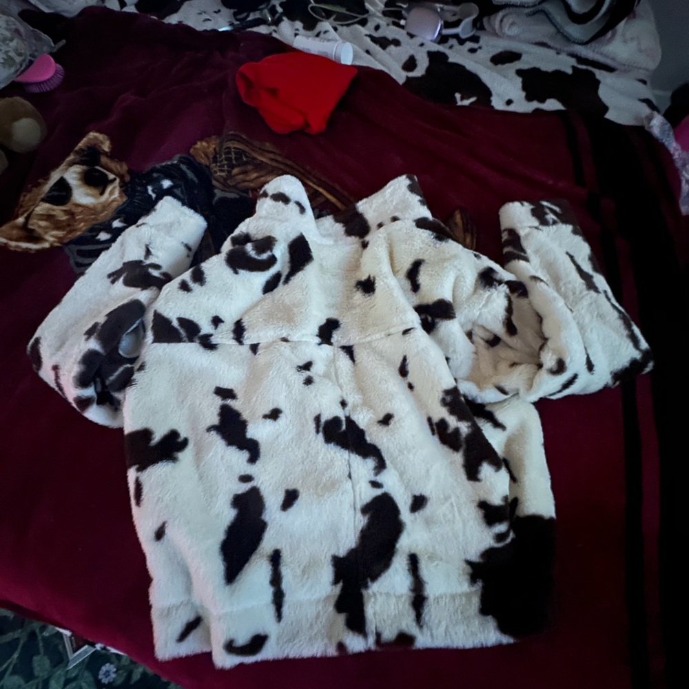 Cozy Black and White Faux Fur cow Jacket M - Picture 3 of 7